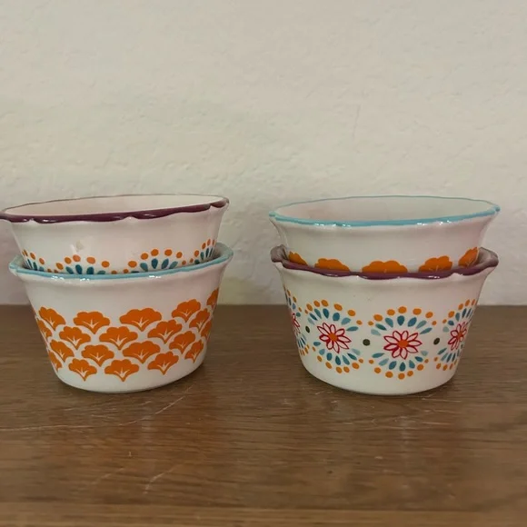 The Pioneer Woman Floral Ceramic Ramekins. Set of 4 - Picture 1 of 3